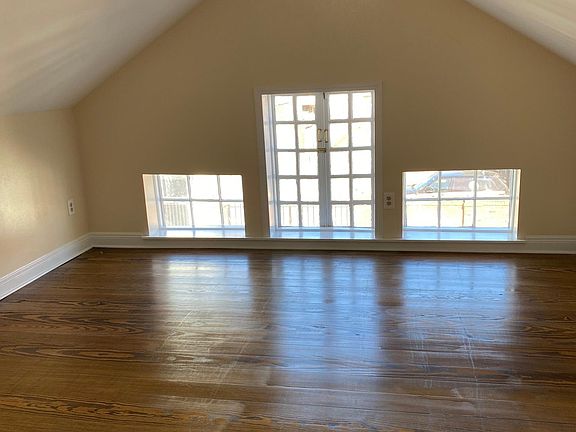 4th image of 920 Saint Ann St