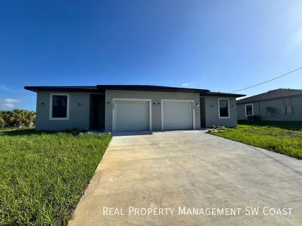 1263 Hillcrest St E, Lehigh Acres, FL 33974