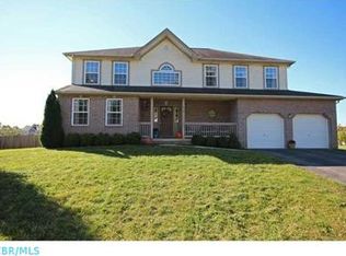 612 Church View Ct, Delaware, OH 43015