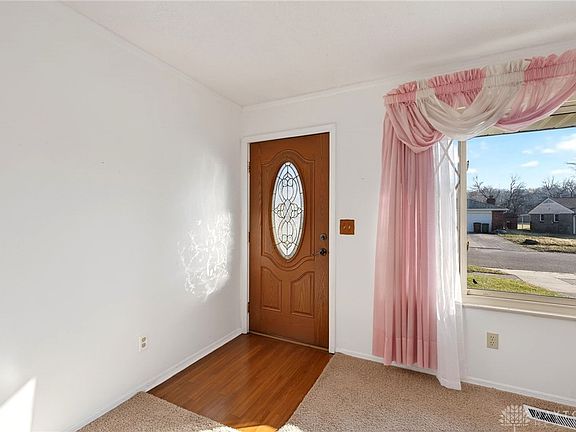 4th image of 1373 Rawlings Dr