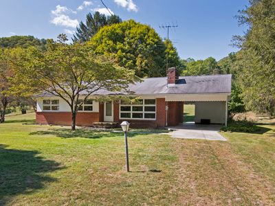 155 Dickson Rd, Caldwell, WV, 24925