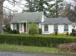 1210 Rosehill Dr, Altoona, PA 16602