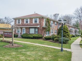 800 Old Springfield Ave APT 10, Summit, NJ 07901