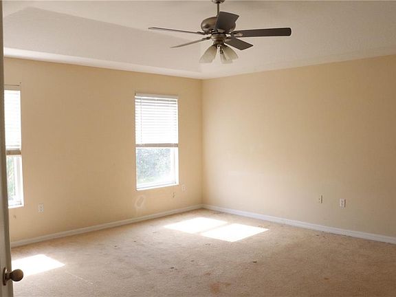 5th image of 431 Home Grove Dr