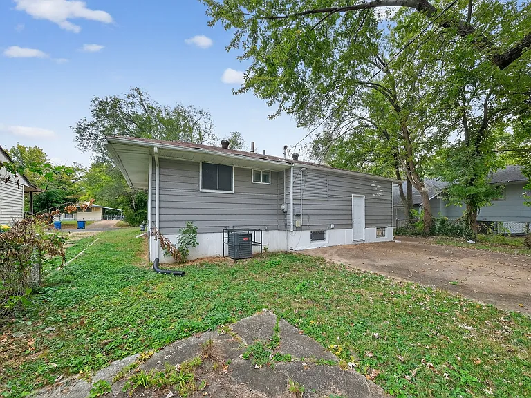 120 McAlpine Dr — Photo 24