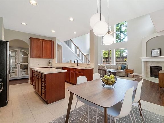 4th image of 186 Tortoise Creek Way
