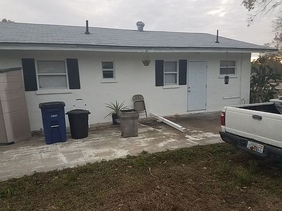 3rd image of 7823 Hart Dr