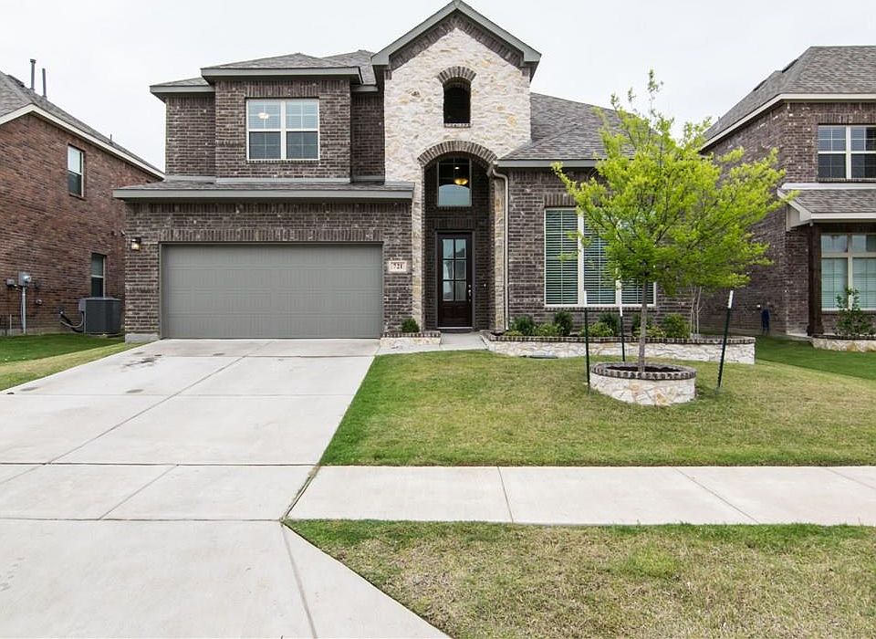 1st image of 721 Cypress Hill Dr