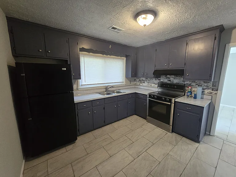 3445 Francis St — Photo 3