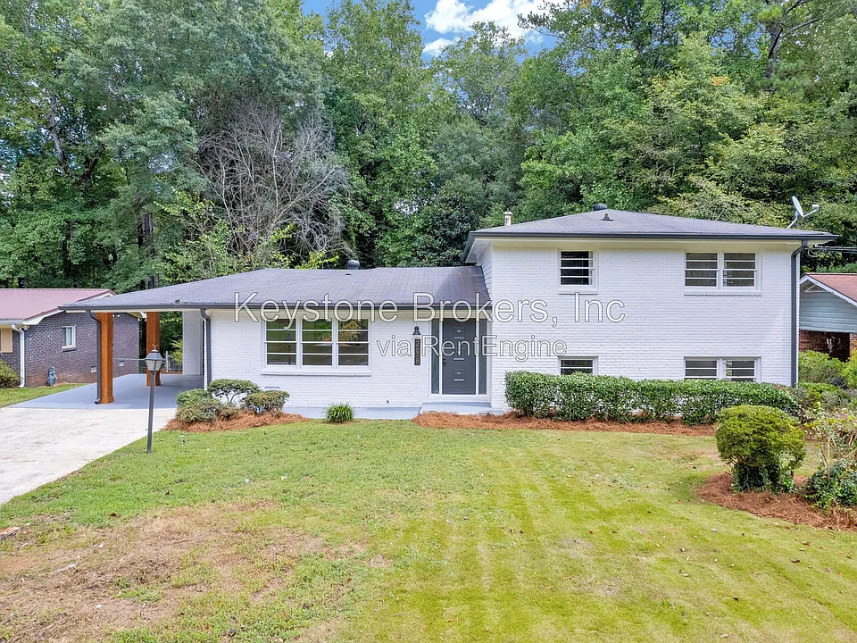 2678 Rainbow Forest Dr