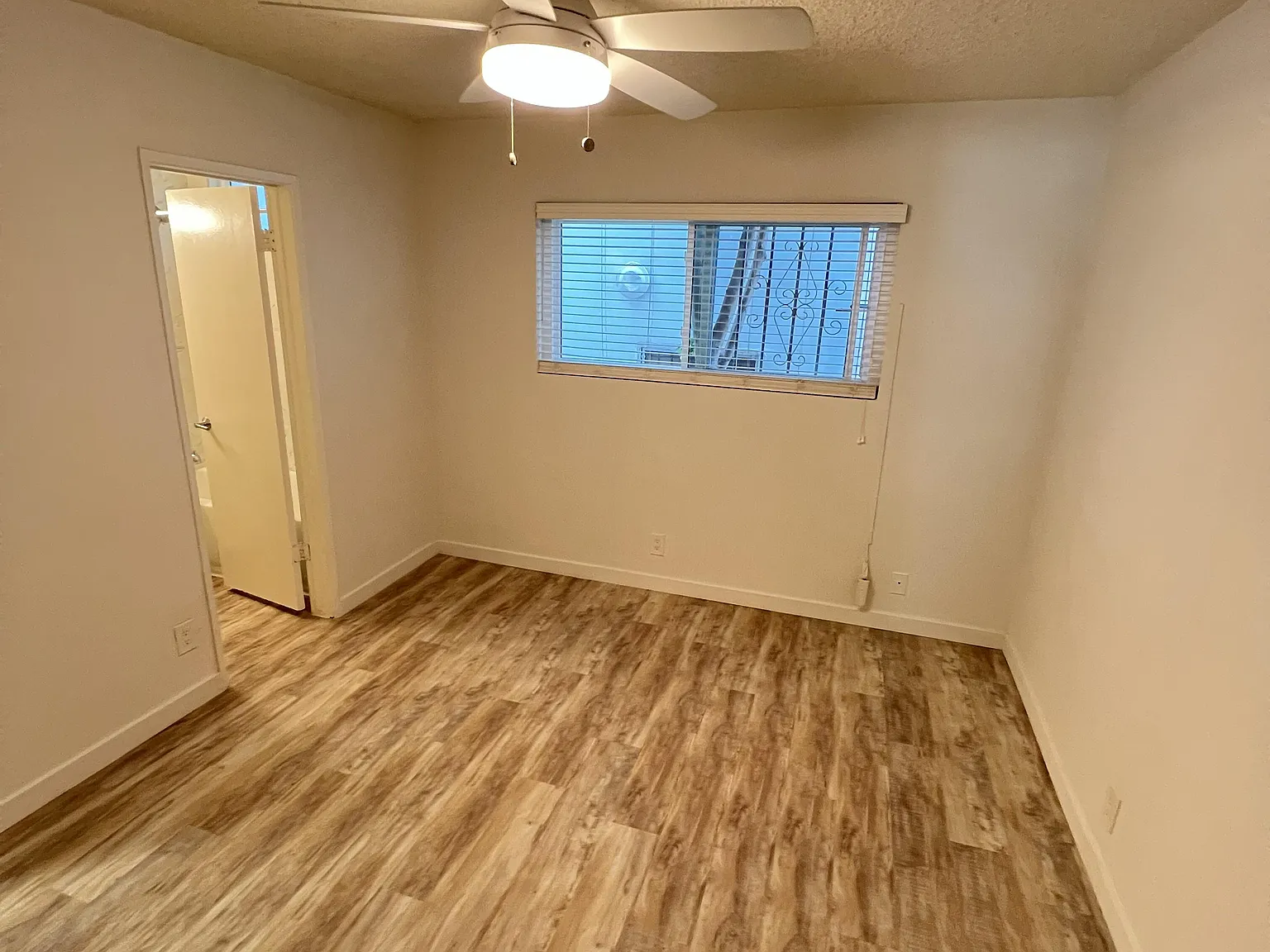 Navy Street Apartments — Photo 4
