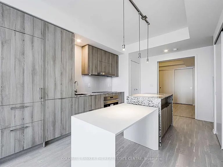 1 Bloor St E #7 — Photo 17