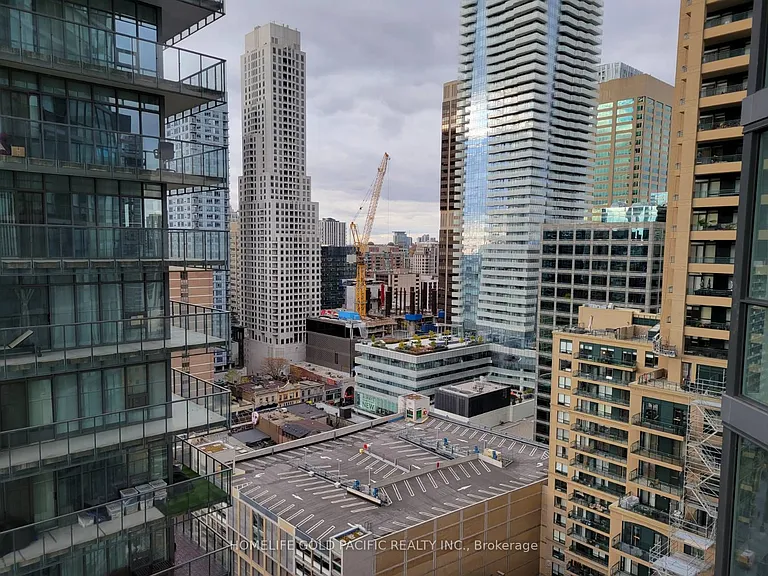 45 Charles St E #2505 — Photo 19