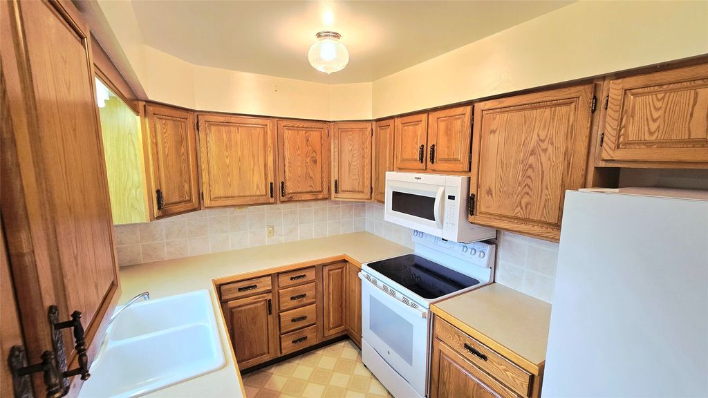 521 25th Ave NE, Great Falls, MT - View 5