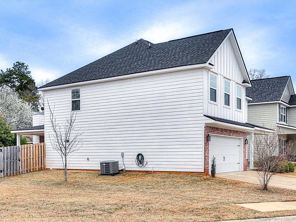 4th image of 527 Gary Glen Drive