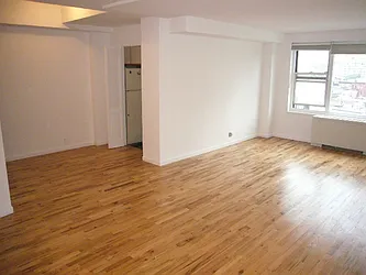 Rented by Barshay Brokerage