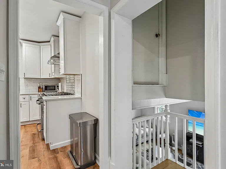 105 Dinsmore Ave — Photo 12