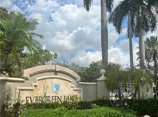 5065 Wiles Rd APT 203, Pompano Beach, FL 33073