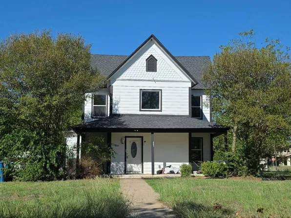 401 S 2nd St, Wortham, TX 76693