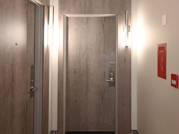 3rd image of 485 Richmond Rd #1006