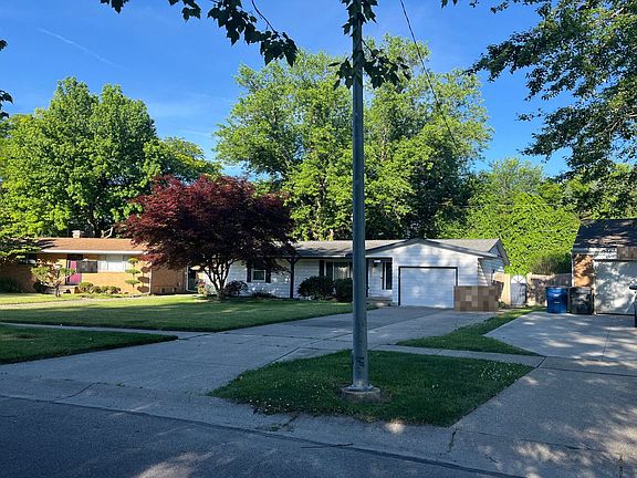 2nd image of 2411 Luddington Dr