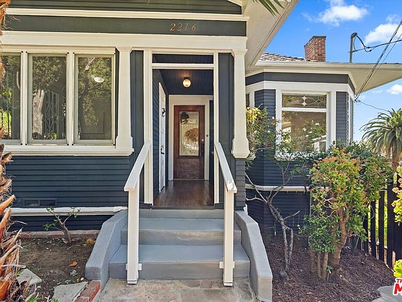4th image of 2216 Vestal Ave
