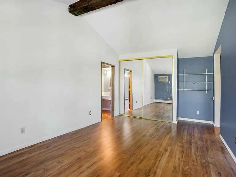 820 Old Settlers Trl #6 — Photo 6