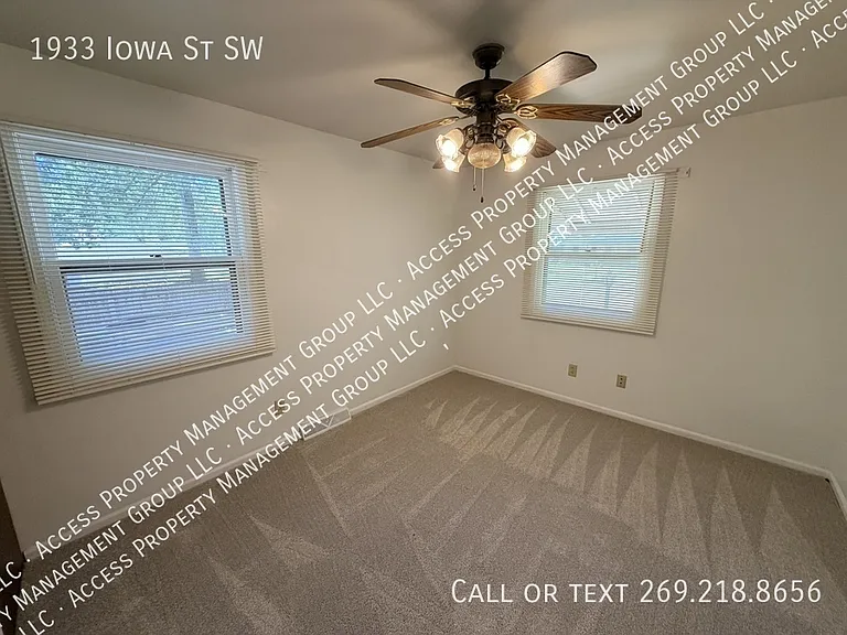 1933 Iowa St SW — Photo 10