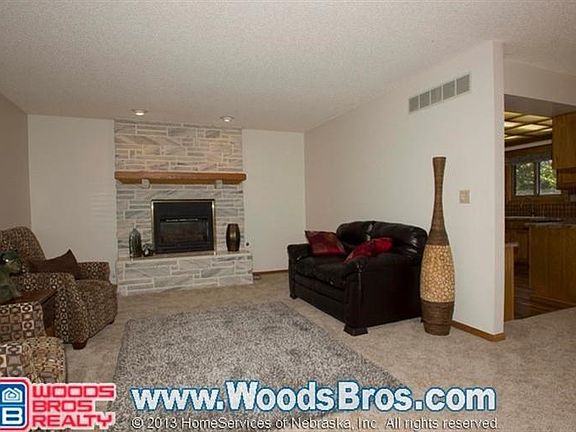 5th image of 4001 Pinewood Ln