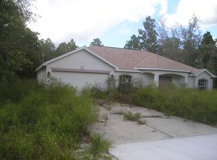 12265 Harris Hawk Rd, Weeki Wachee, FL 34614