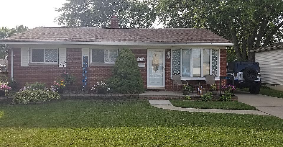 1st image of 31756 Lafler Dr