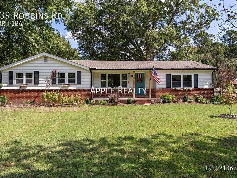 339 Robbins Rd — Photo 1