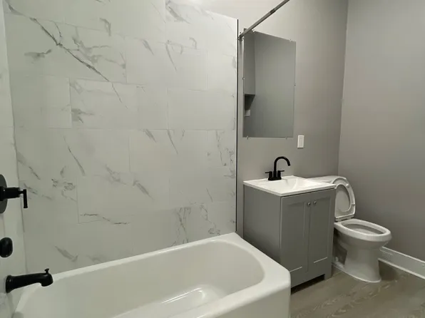 2042 Park Ave, Baltimore, MD