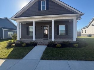 121 Kirbyberry Rd, Oak Ridge, TN 37830