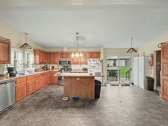 5th image of 4499 Onondaga Rd