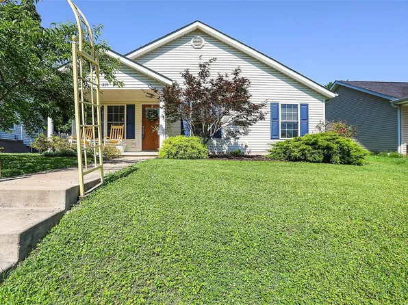 319 High St, Washington, MO 63090