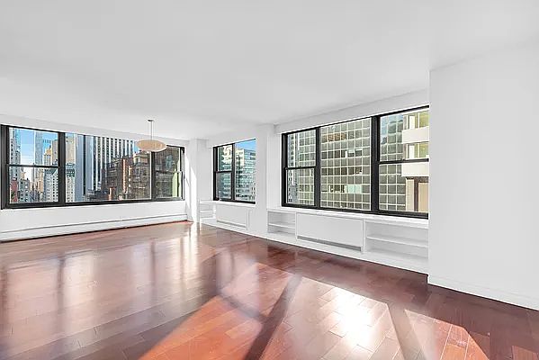 1st image of 117 E 57th St #21CDE