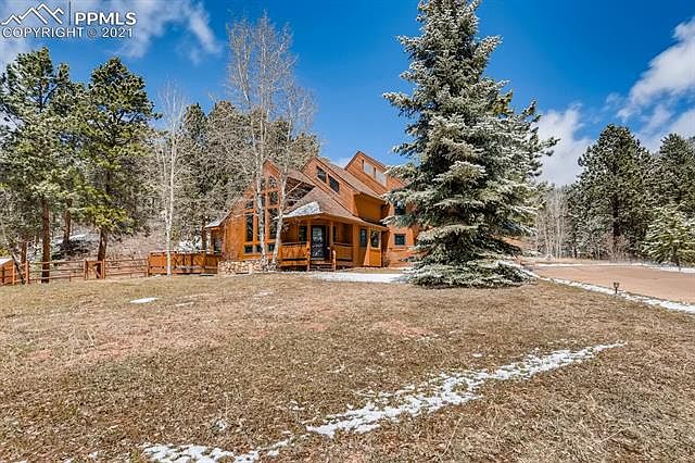 1st image of 900 Sun Valley Dr