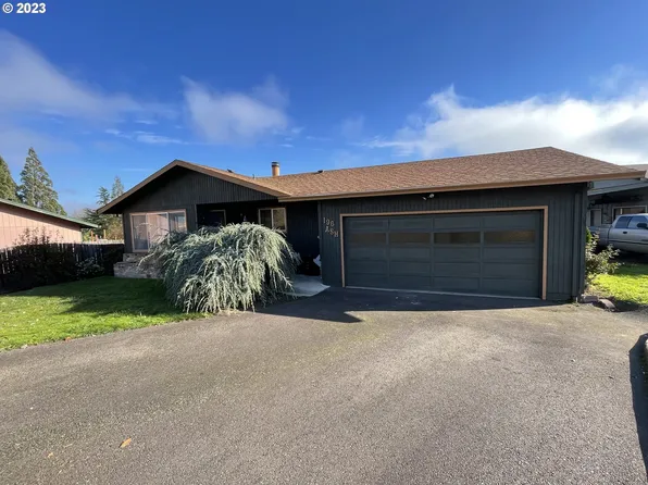 196 Ash St, Roseburg, OR 97471