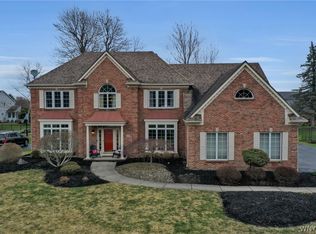 6347 Everwood Ct N, East Amherst, NY 14051