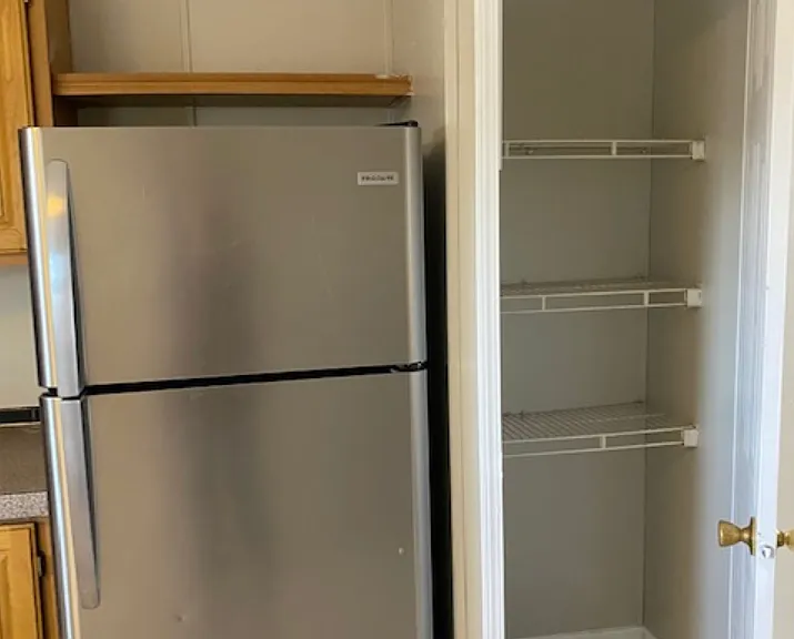 14 Kitchen Pic 1
