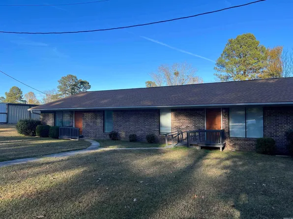 105 Grant St, Redfield, AR 72132