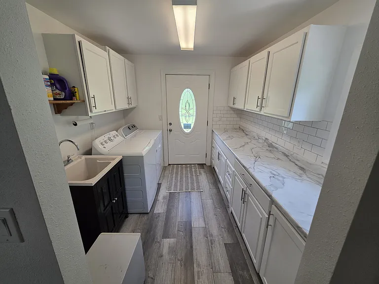 207 Taylor Rd — Photo 3