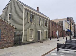 204 W Main St, Danville, KY