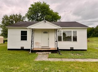 47 Holly Ln, Crab Orchard, KY 40419
