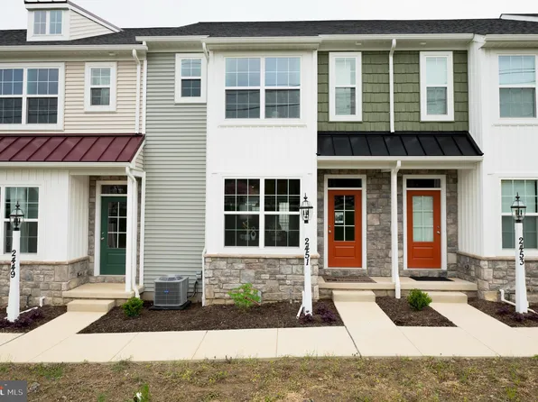 2451 Artesian Way #22, Lancaster, PA 17601