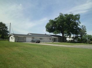 430 Hooks Rd, Livingston, TX 77351
