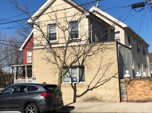 743 Post Ave, Staten Island, NY 10310