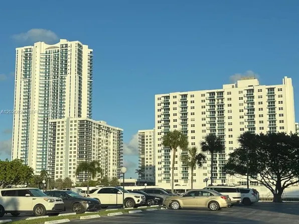 800 Parkview Dr APT 406, Hallandale Beach, FL 33009
