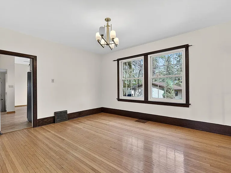 11608 Edinboro Rd NW — Photo 2